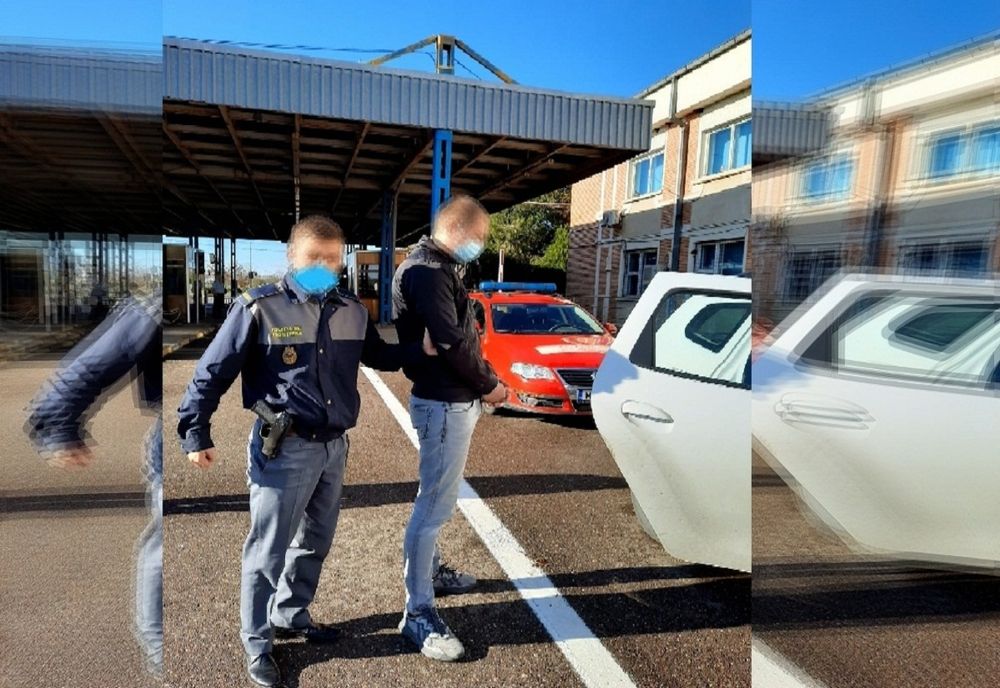 Căutat de autorități, depistat în vamă. Va sta după gratii 12 ani pentru săvârşirea de infracţiuni contra proprietății