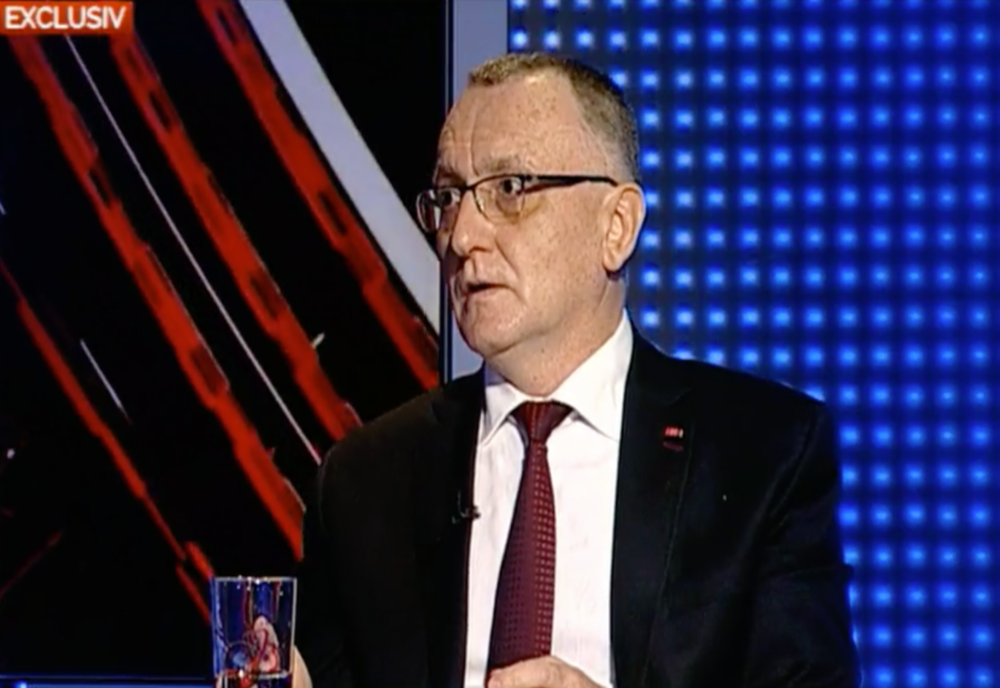 Sorin Cîmpeanu, despre redeschiderea școlilor: Decizia va fi luată în a doua parte a lunii ianuarie. Care sunt condițiile