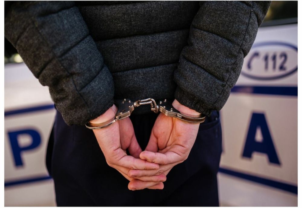 Minor tâlhărit în plină stradă de un tânăr de 25 de ani. Acesta i-a luat telefonul și l-a bătut!