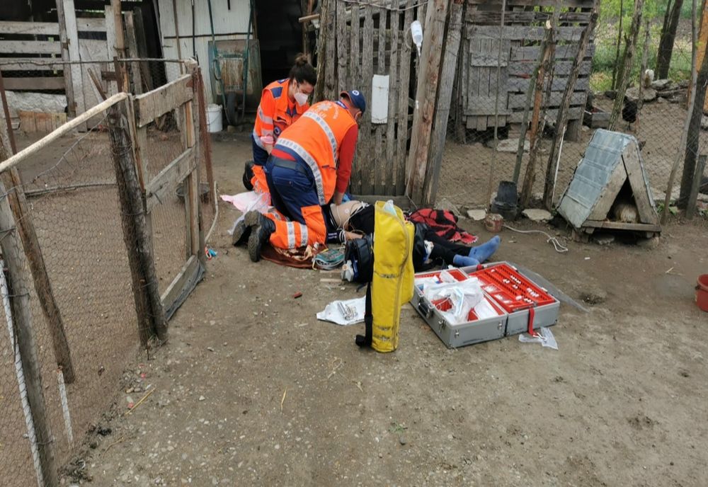 Femeie în stare critică după ce a încercat să-și pună capăt zilelor (FOTO)