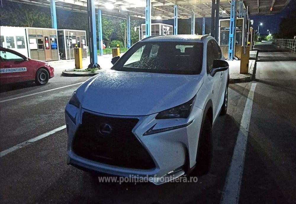 Lexus neînmatriculat descoperit în trafic