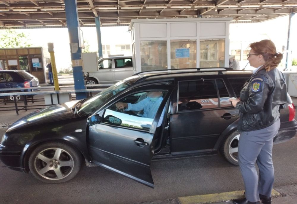 Autoturisme cu I.T.P. fals, depistate în trafic 