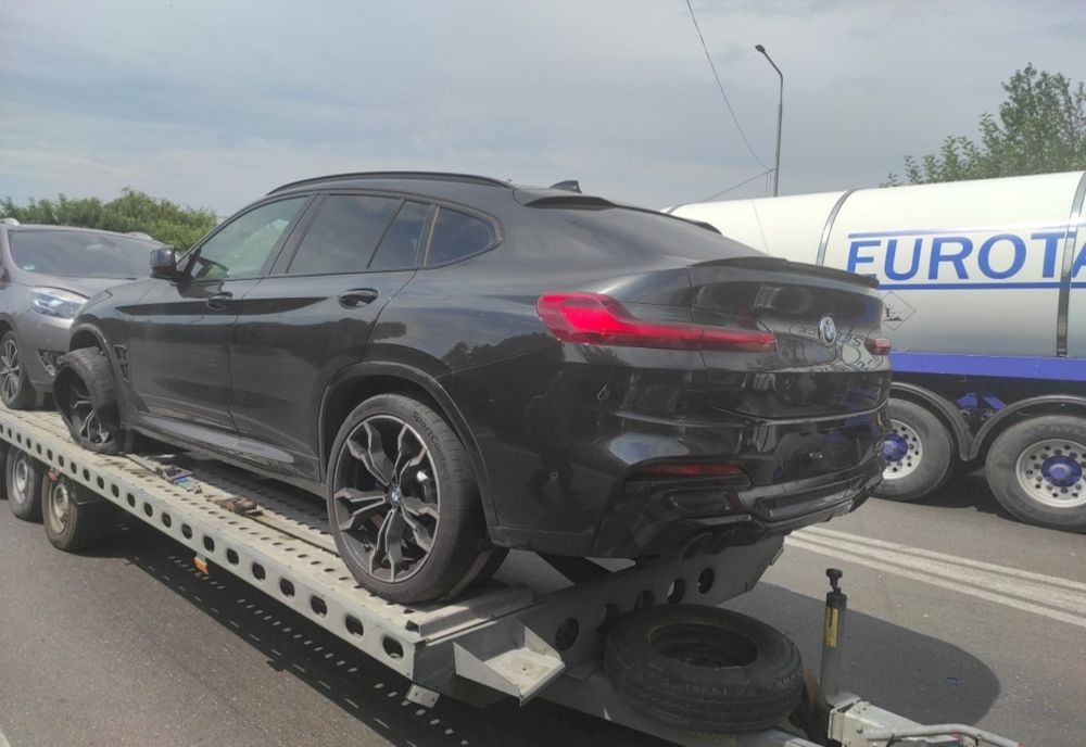 Bolid furat din Belgia, descoperit la Albița