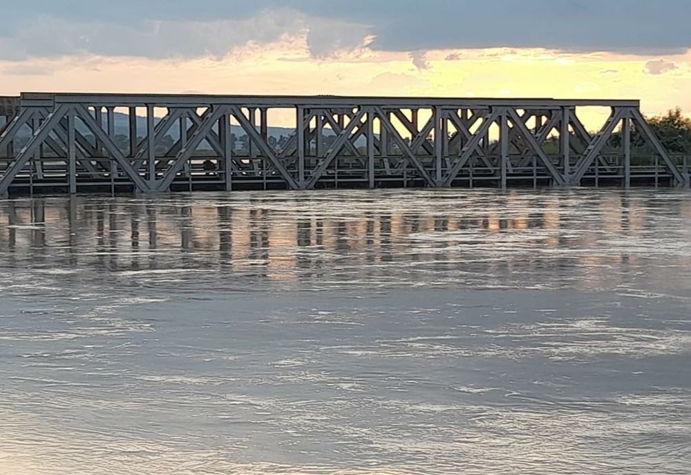 Pompierii în alertă: râul Bârlad ținut sub supraveghere - FOTO