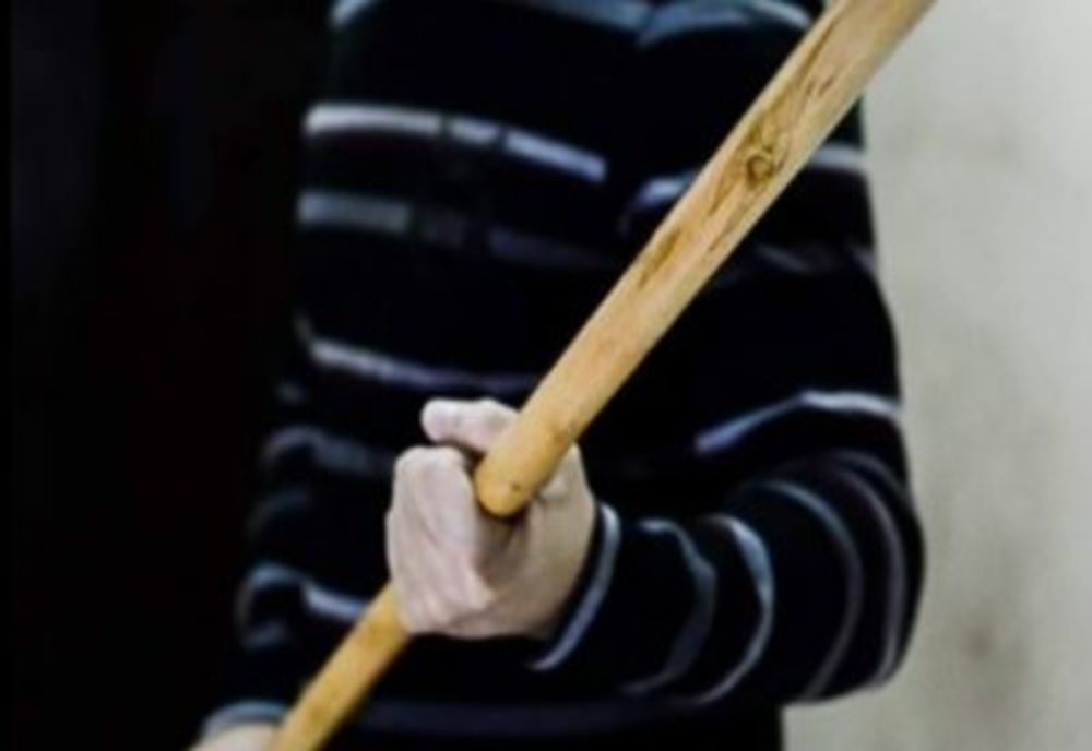 Bătaie la Negrești: trei bărbați reținuți și doi la spital