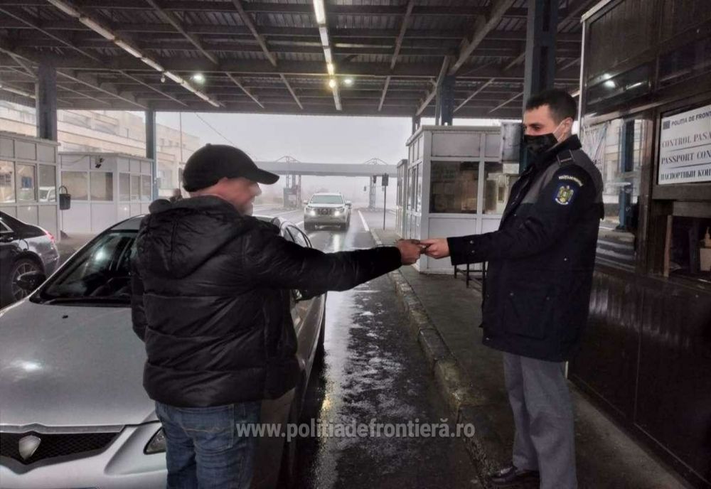 Permis fals procurat cu 200 de euro, descoperit la controlul de frontieră 