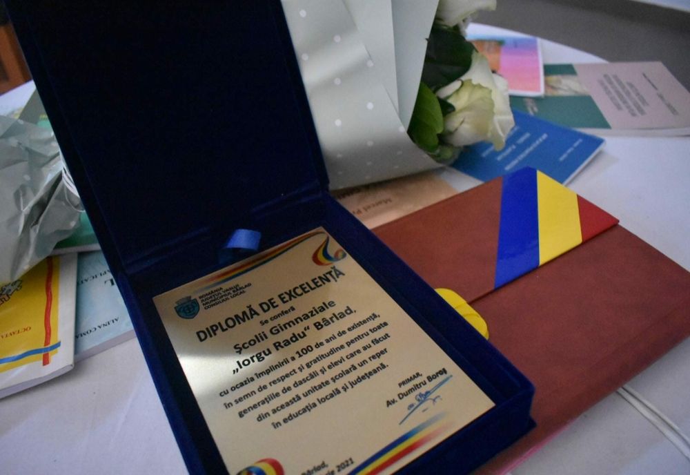 La mulți ani, Școlii gimnaziale "Iorgu Radu" Bârlad!