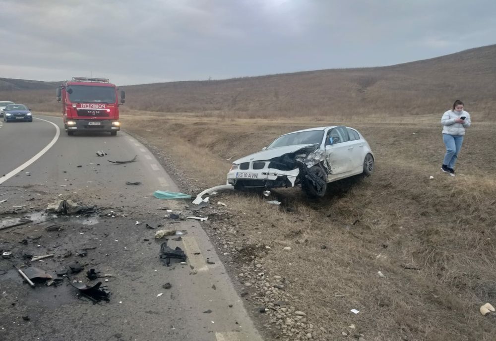 Trafic rutier oprit DN 2F din județul Vaslui. Accident rutier cu 4 victime - VIDEO