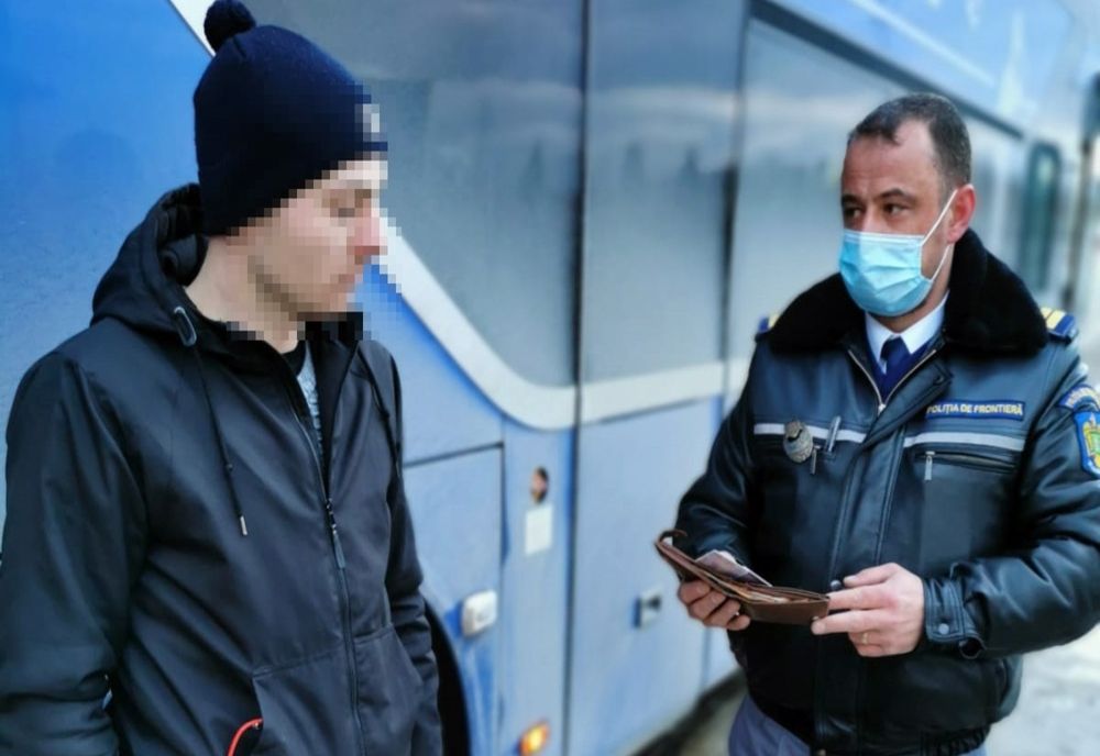 Depistat la controlul de frontieră tractând o remorcă neînmatriculată 