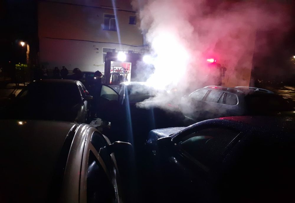 Incendiu într-o parcare din Bârlad