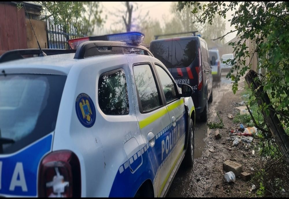 Percheziții în Bârlad și Murgeni 