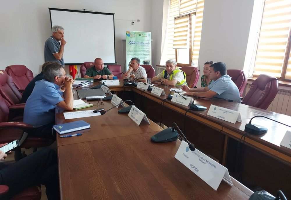 S-a emis ordinul de începere a lucrărilor de asfaltare în Bârlad. Pe 4 iulie începe „marea asfaltare”!