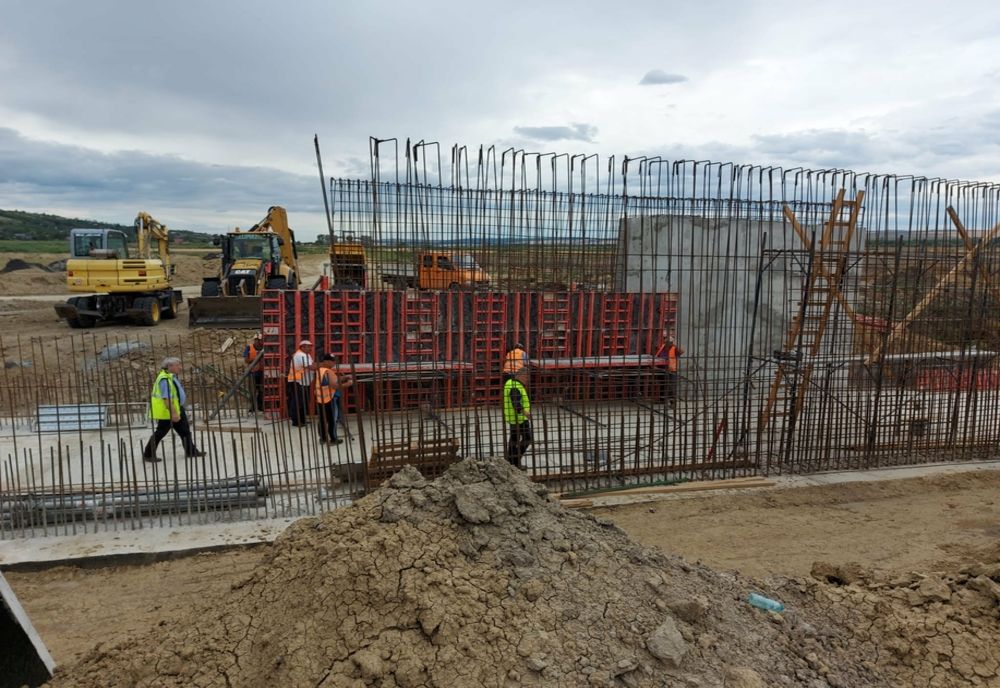 Lucrările la varianta ocolitoare a Bârladului continuă, în ritm de melc