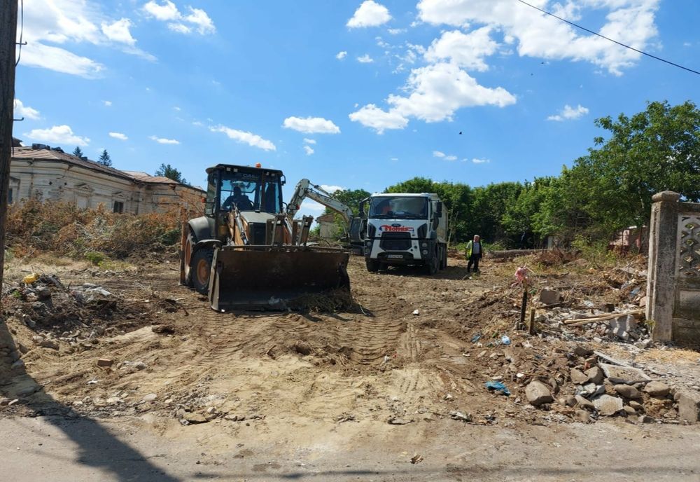 Parcare park&ride în vecinătatea Casei Juvara din Bârlad