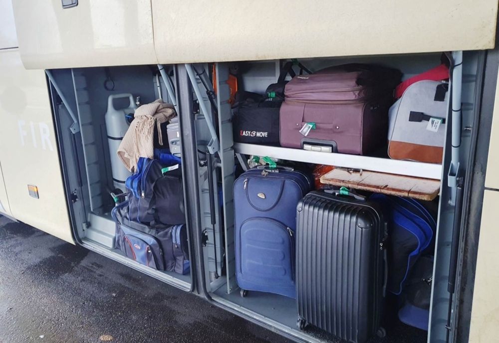 Băutură și țigări de contrabandă oprite la frontiera de est