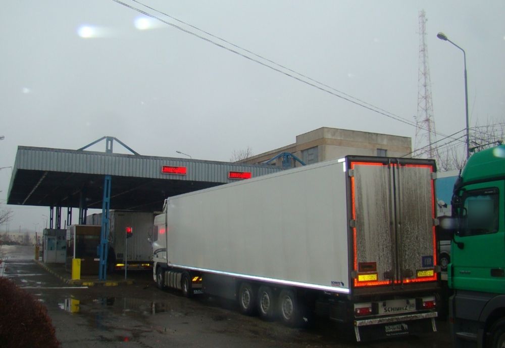 Autovehicul cu I.T.P. fals, depistat în trafic de polițiștii de frontieră   