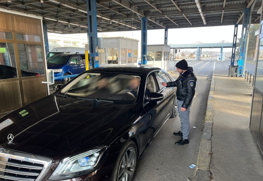 Șofer “fals”, descoperit la volan în Vama Albița