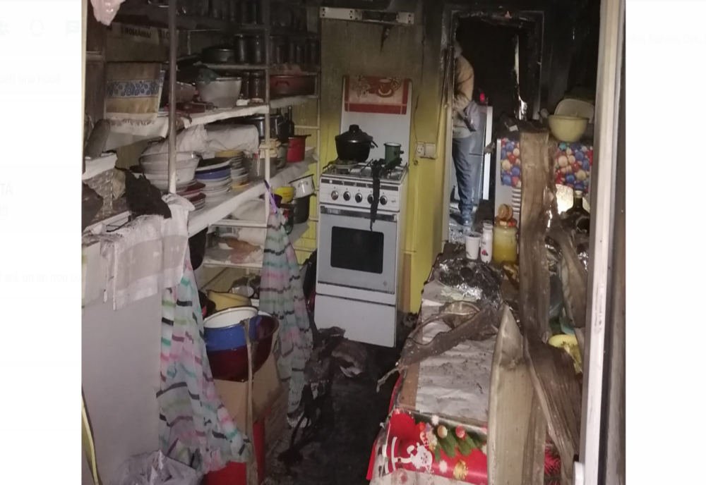 Un scurtcircuit a provocat un incendiu la o locuință din Pădureni