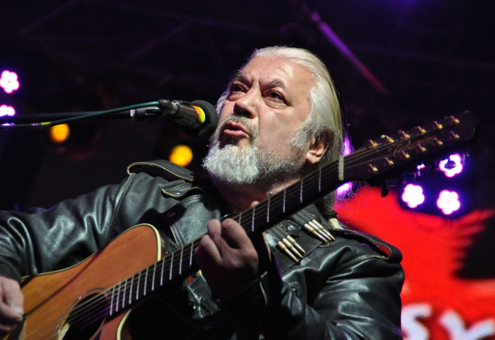 Nicolae Covaci, liderul Phoenix, UMILIT pentru o pensie. A fost respins la examenul de admitere în UNIUNEA COMPOZITORILOR