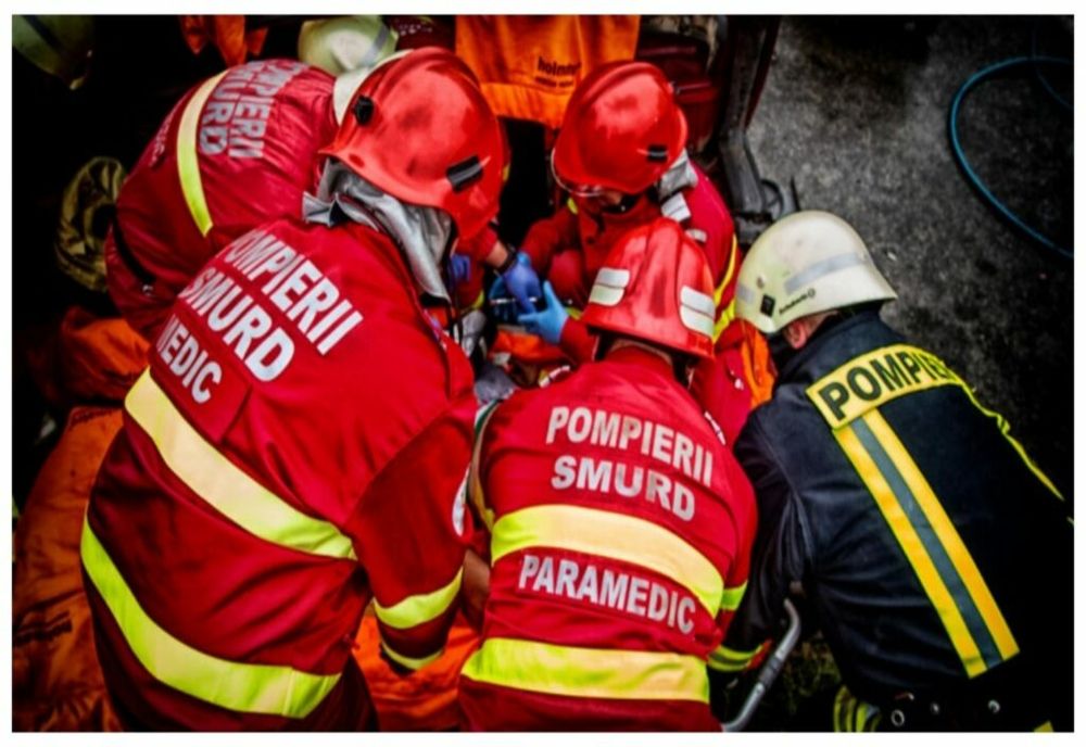 Mii de intervenții ale pompierilor în weekend. S-au înregistrat circa 5000 de situații de urgență