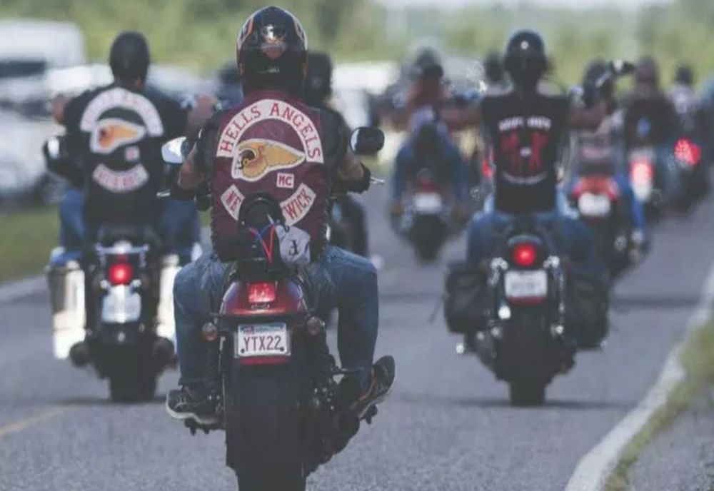 Cum au vrut cei 12 motociciliști să îl execute pe patronul de restaurante din Capitală - Imagini șocante cu momentul atacului