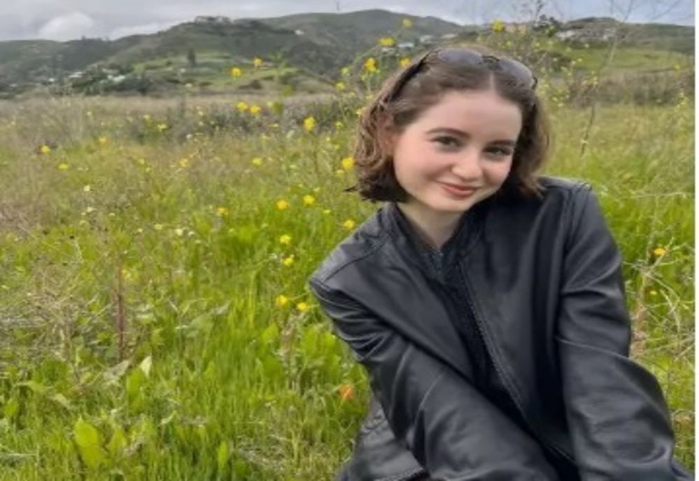 IMAGINE INEDITĂ CU IRINA COLUMBEANU, CARE A ABSOLVIT LICEUL ÎN SUA. VA FI COLEGĂ DE FACULTATE CU FIUL LUI DONALD TRUMP