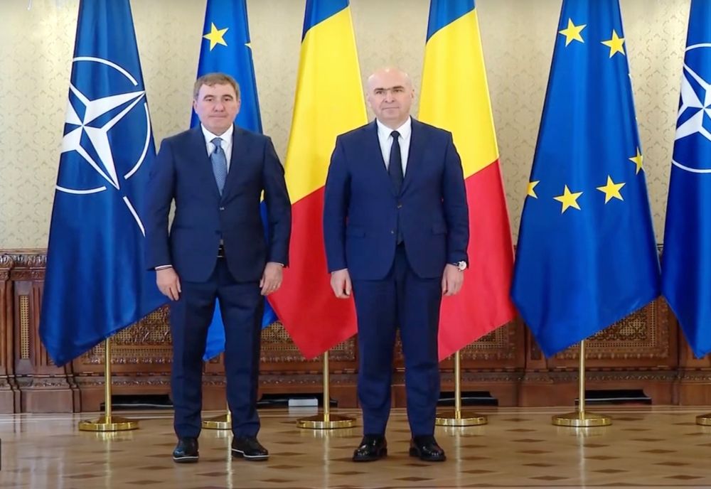 GHEORGHE HAGI - DECORAT CU ORDINUL NAȚIONAL 'STEAUA ROMÂNIEI'; BOLOJAN: UN FENOMEN AL FOTBALULUI ROMÂNESC ȘI INTERNAȚIONAL