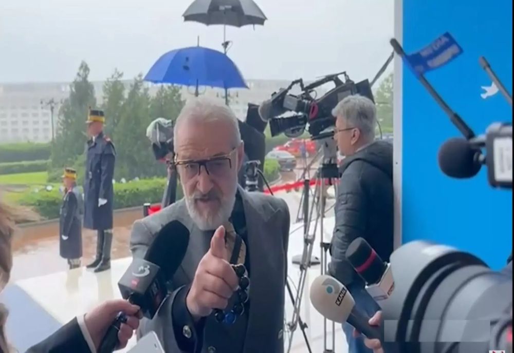 CRIN ANTONESCU: BECALI FACE PARTE DIN MIȘCAREA DE SECURIZARE A MAJORITĂȚII - VIDEO