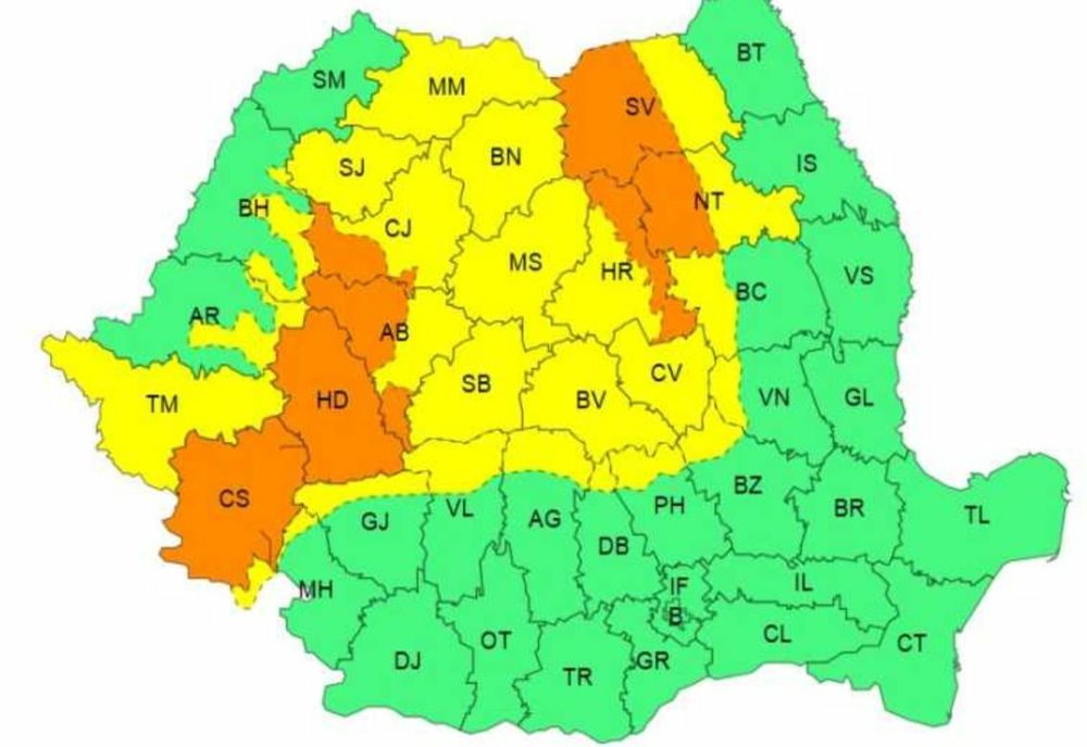 COD PORTOCALIU DE AVERSE, GRINDINĂ ȘI VÂNT PUTERNIC ÎN ZONE DIN ȘAPTE JUDEȚE, DUMINICĂ