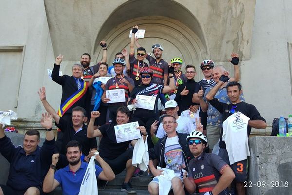 Au pedalat și au câștigat sănătate