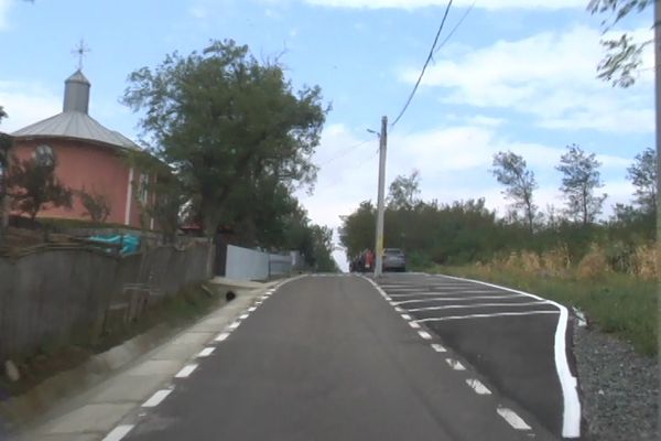 Încă 4 km de drum asfaltat la Viișoara