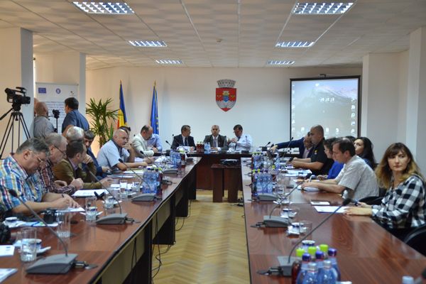 Încep lucrările la rețeaua de apă și canalizare din Vaslui