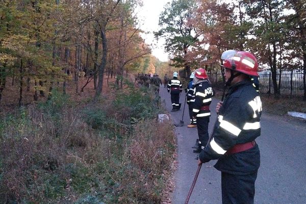 GALERIE FOTO. Exercițiu tactic al pompierilor vasluieni