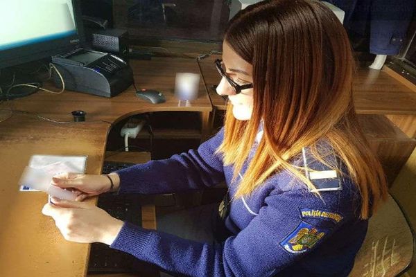 Depistat la volan, cu permis de conducere necorespunzător