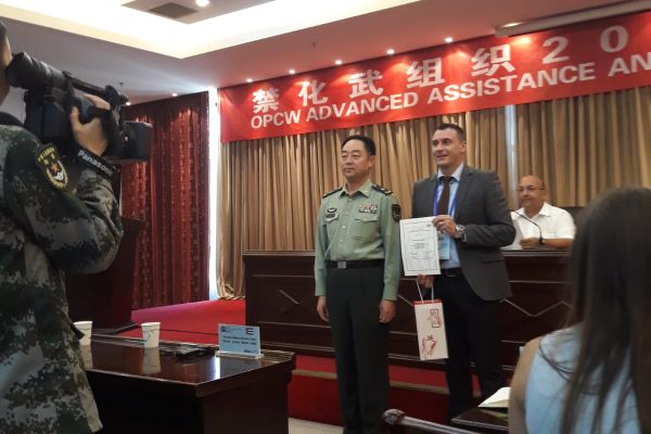 Pompier vasluian, prezent la un curs în China