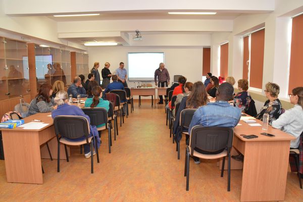 Medicii pediatri din Moldova s-au întâlnit la Vaslui