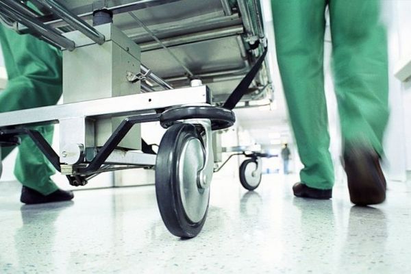 O femeie din Bârlad a ajuns la spital după ce a băut antigel din greșeală