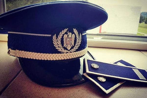 O nouă promoție de polițiști, în folosul comunității