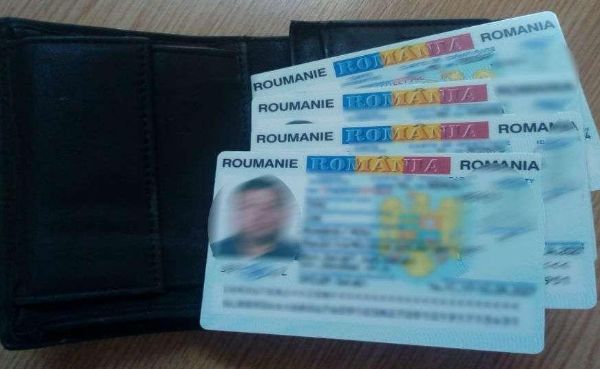 Patru cărți de identitate false, descoperite la controlul de frontieră în Vama Albița
