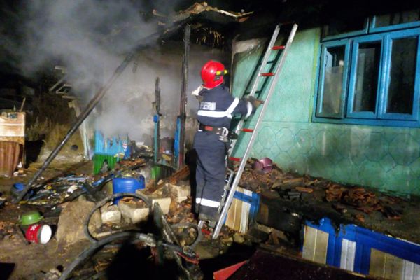 Un vasluian a murit carbonizat într-un incendiu