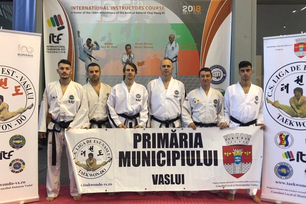 Vasluieni prezenți la un stagiu de pregătire în Bulgaria