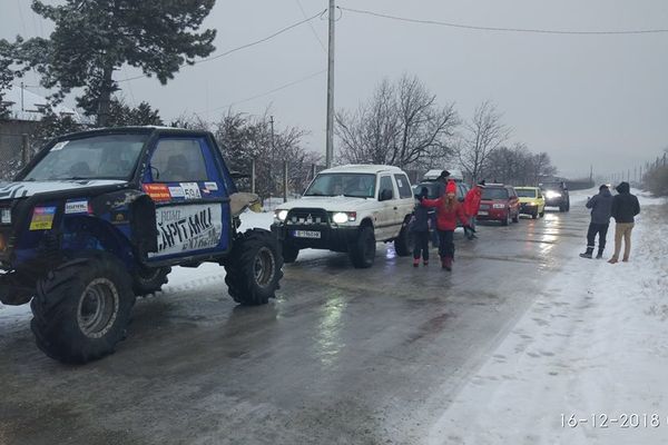 Pentru 30 de familii din satele vasluiene Mireni și Chilieni, Moș Crăciun a sosit mai devreme!