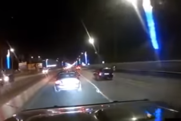 VIDEO. Gândaci filmați într-un salon de la spitalul municipal de urgență Bârlad!