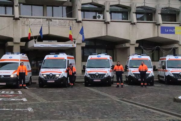 Ambulanțe noi la Vaslui