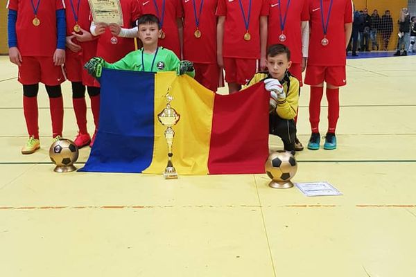 Locul 2 la Junior Futsal Cup de la Chișinău