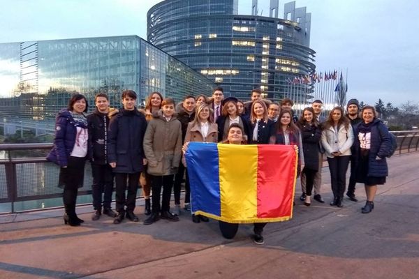 Elevi de la Liceul ”Ștefan Procopiu”, în vizită la Strasbourg