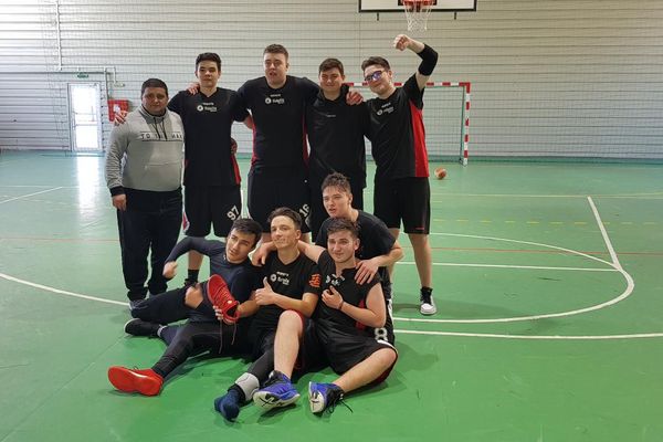 LMK a câștigat etapa județeană a ONSS la baschet