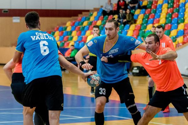 CSM Bacău, parteneră de pregătire pentru CSM Vaslui