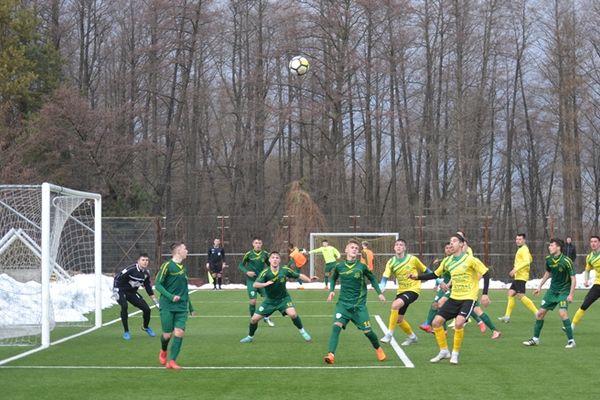 Exilată la Roman, Sporting Vaslui a debutat cu dreptul în jocurile oficiale