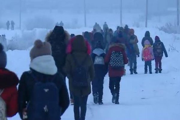 Elevii navetiști, în atenția Avocatului Poporului